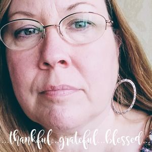 Meet your Posher, Bobbie